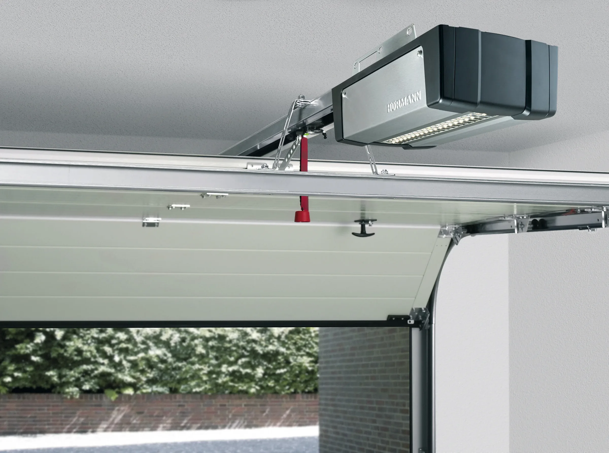 Motorisation Hörmann SupraMatic sur porte sectionnelle