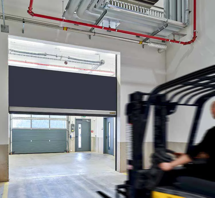 Porte rapide souple Hörmann V 6030 SEL pour flux logistique intensif