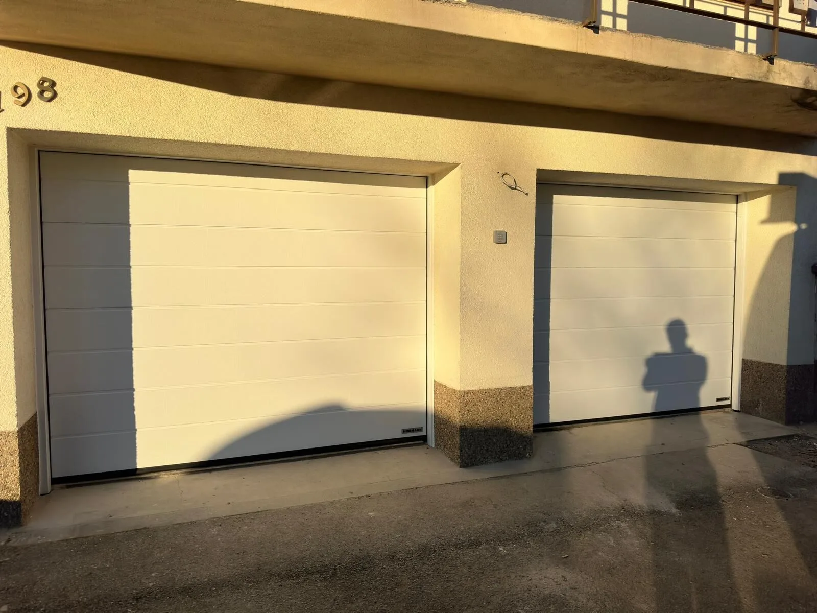 Double sectionnelle Hörmann LPU 42 à Mamer
