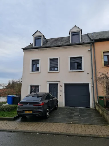 Sectionnelle habitat Hörmann LPU 42 à Ettelbruck