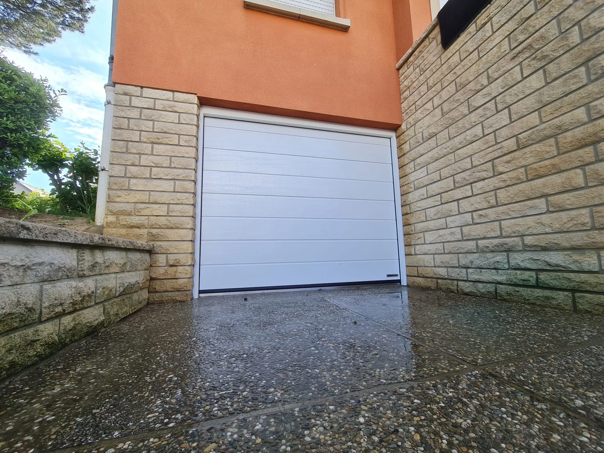 Sectionnelle habitat Hörmann LPU 42 à Roeser