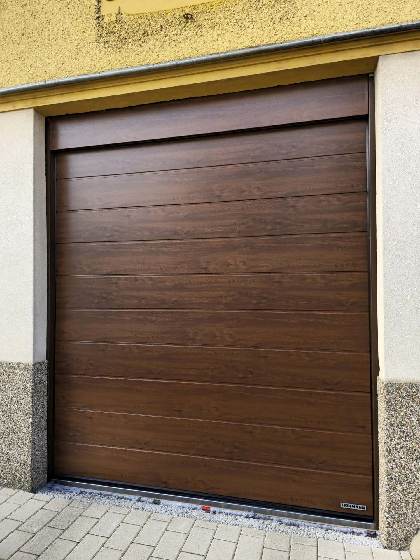Sectionnelle Decograin Hörmann LPU 67 Thermo Decograin à Dalheim