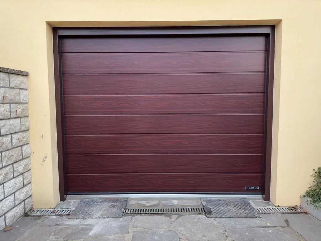 Sectionnelle Decograin Hörmann LPU 42 Decograin à Grevenmacher