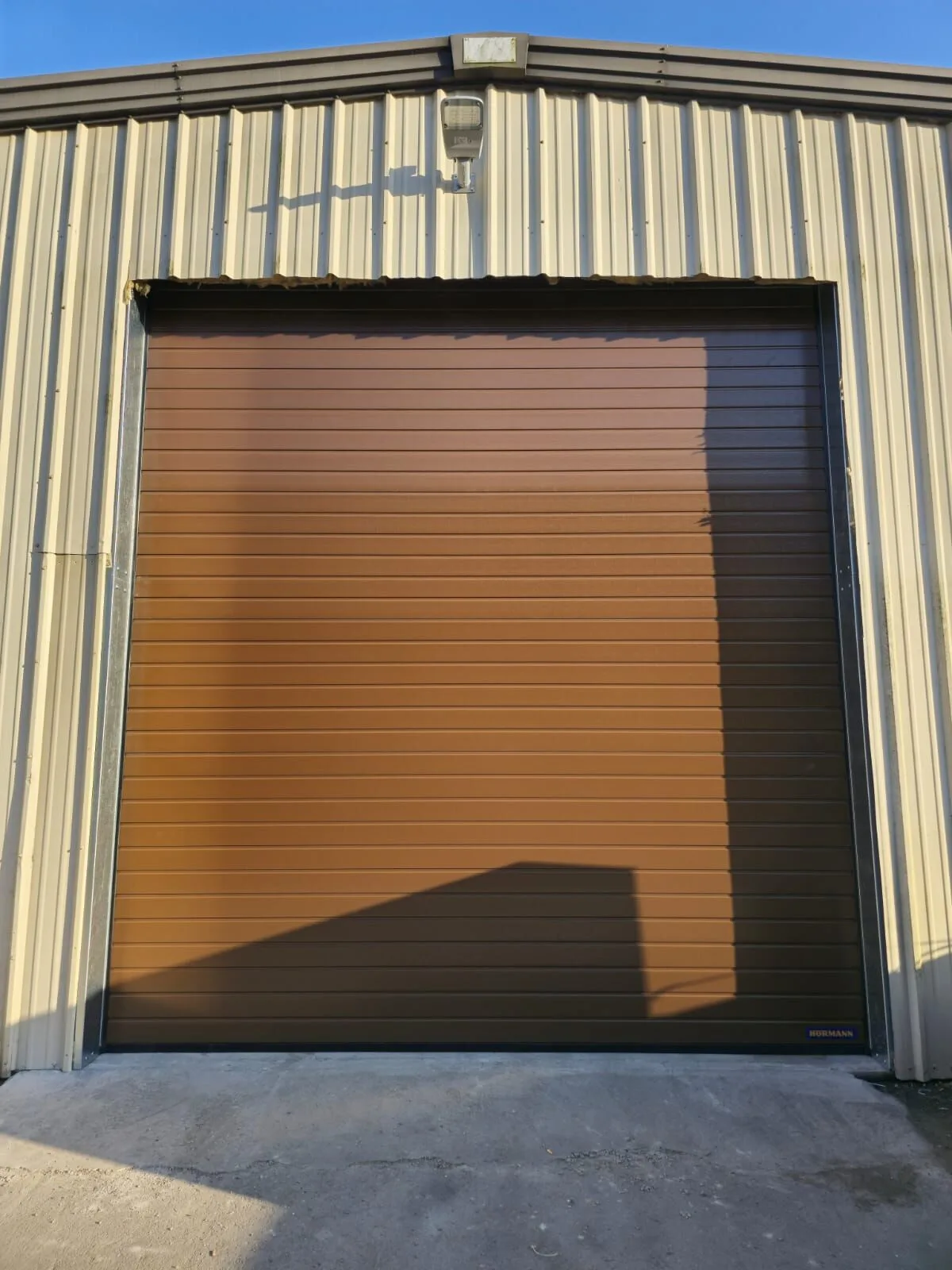 Sectionnelle industrielle Hörmann SPU F42 à Mamer
