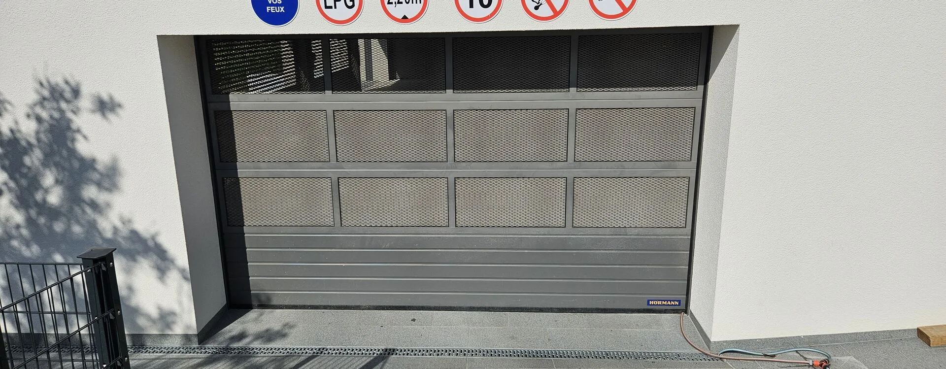 Collectif parking Hörmann LPU 42 à Gasperich
